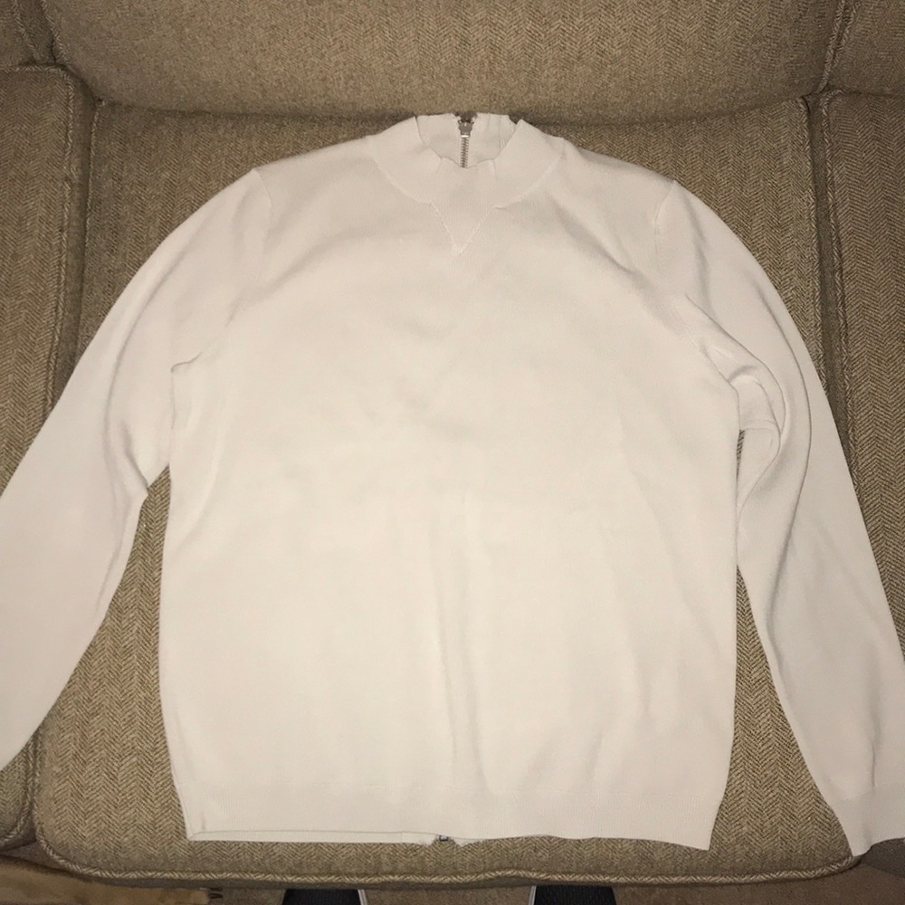 NWT Magaschoni Women’s Top